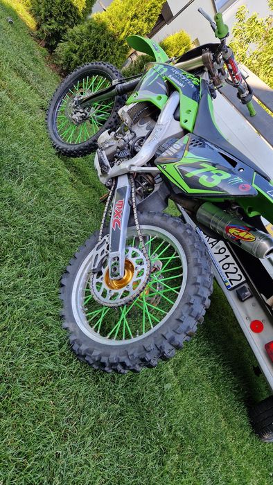 Kawasaki kxf250 cross full kx250f