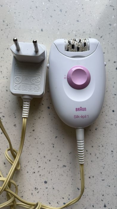 Епілятор Braun Silk-epil 1 SE 1-010 білий з рожевим Б/У