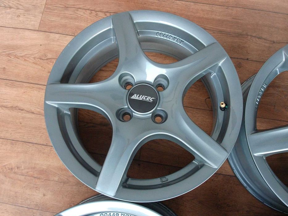 Felgi Opel Fiat Renault Dacia Toyota Suzuki 15 4x100 ET 38 ładne!