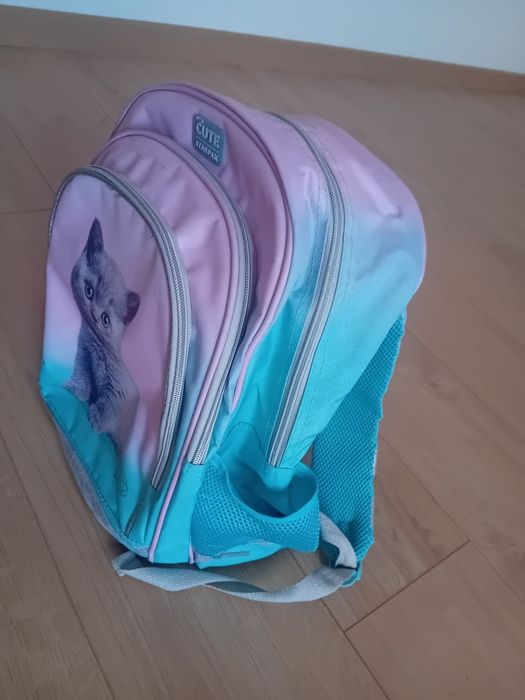 Solidny tornister na sprzedaż