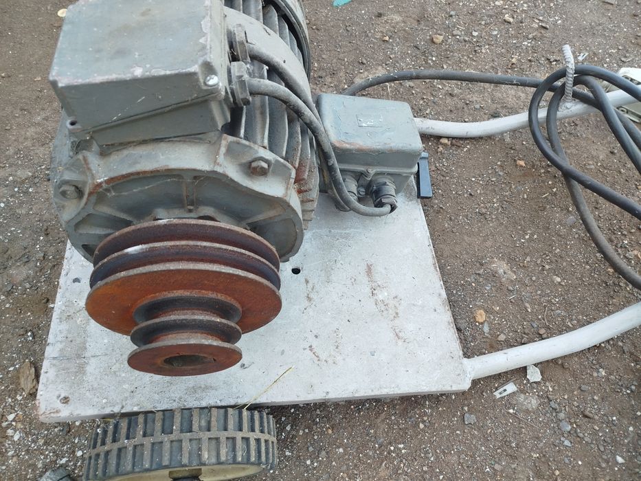 Silnik.    7,5kw