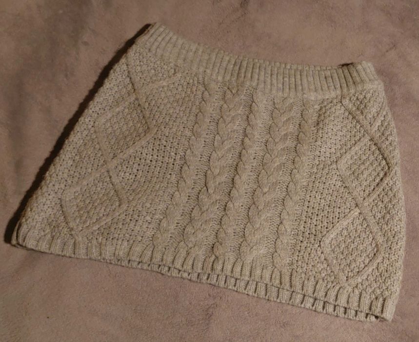 Spodnica mini sweterkowa