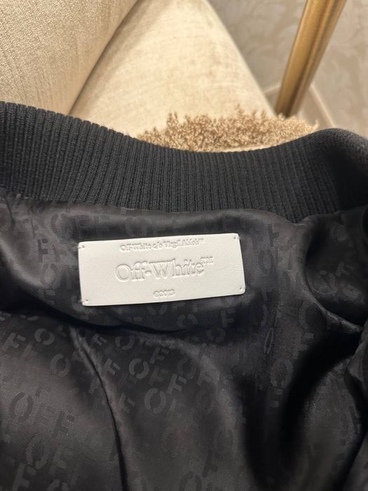 Off White бомбер