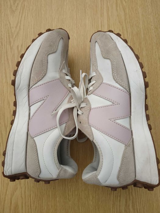 Кроссовки женские New balance 327 Оригинал размер 37,5