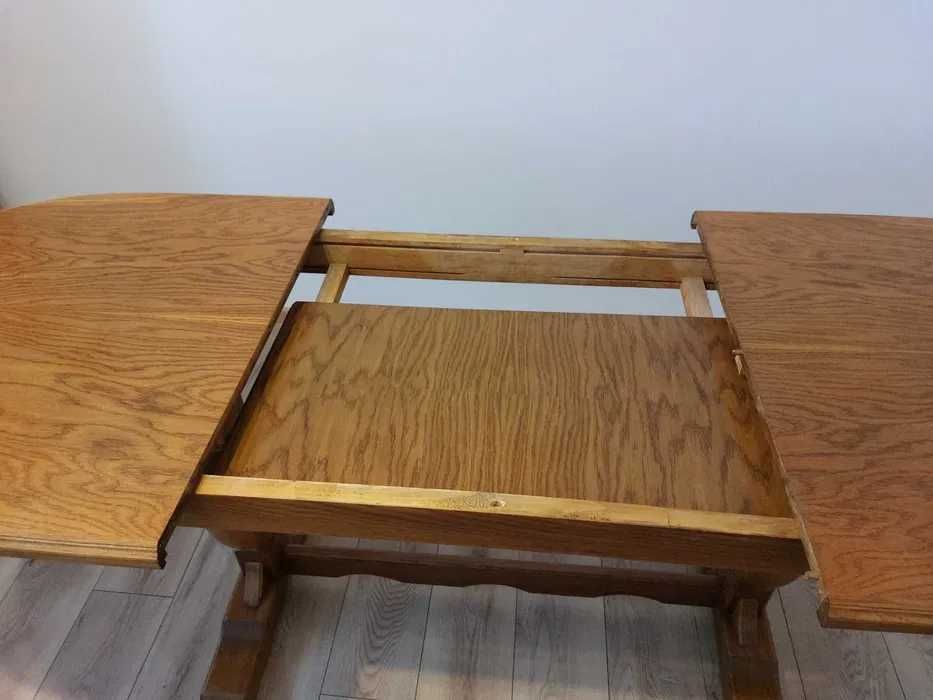 Stół dębowy z 8 krzesłami. Lite drewno