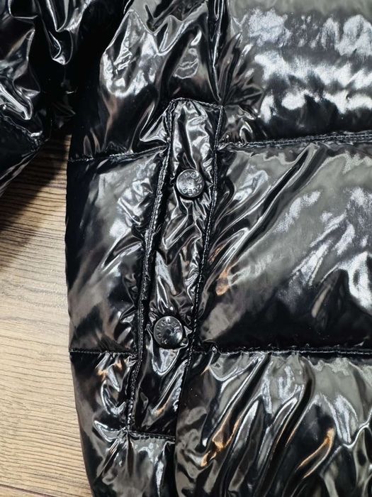 Пуховик Moncler в ідеальному стані