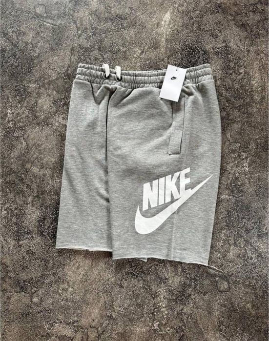 Мужские спортивные шорты найк nike