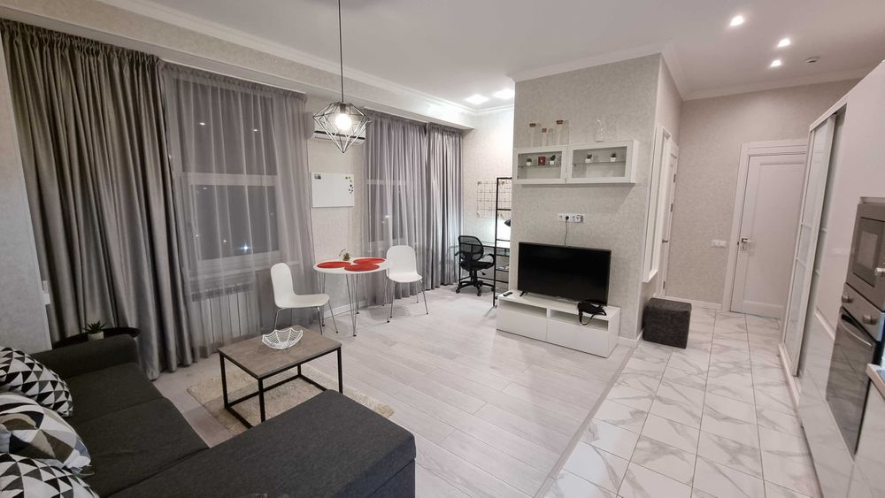 Апартаменты с новым ремонтом в ЖК Баку, Центр, парк Глобы, вокзалы