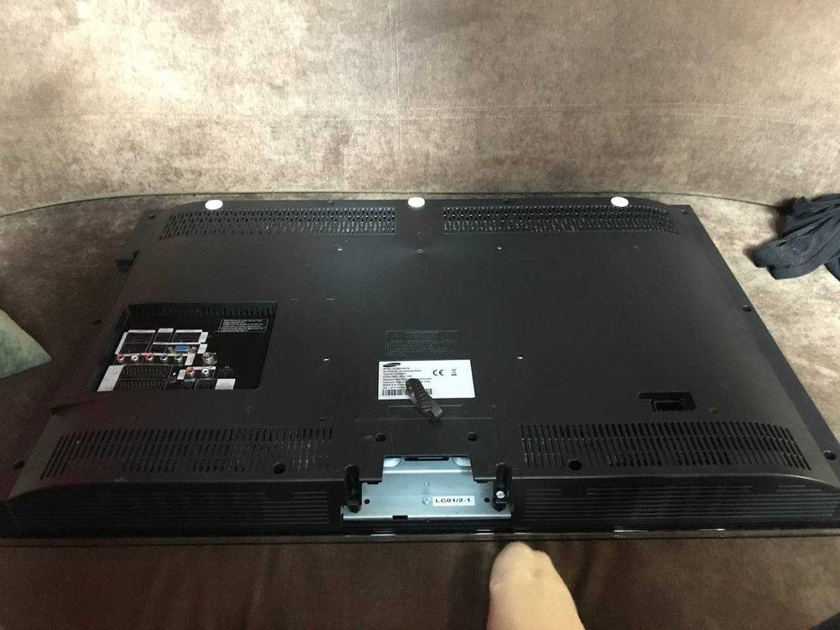 Плазма Samsung le32d553m3w