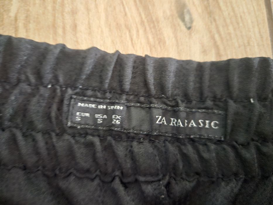 Zara  lekkie letnie wiosenne czarne s spodnie kieszonki