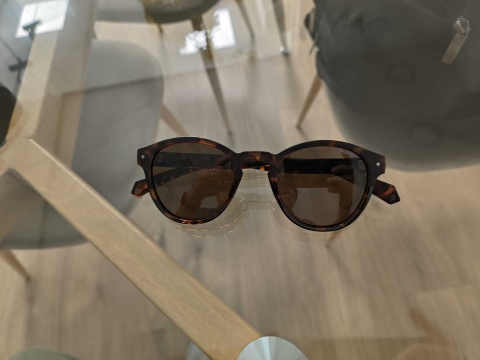 Vendo óculos de sol Polaroid