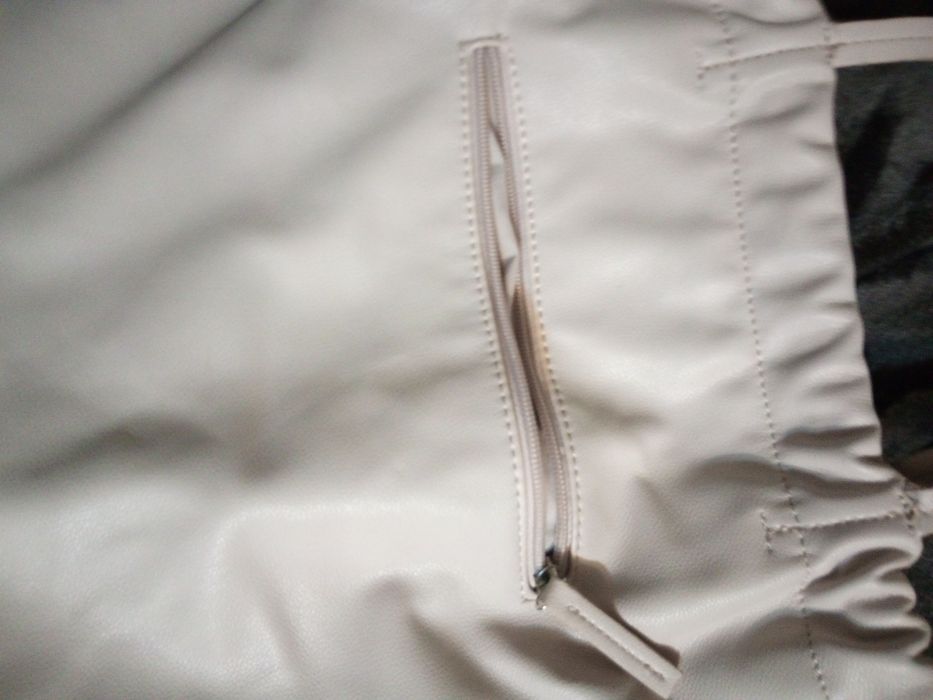 33. Duża torebka damska