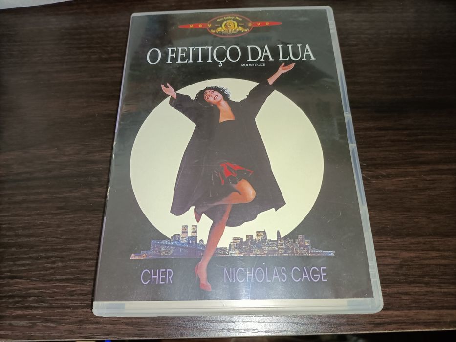 O feitiço da lua_raro64586354932097123