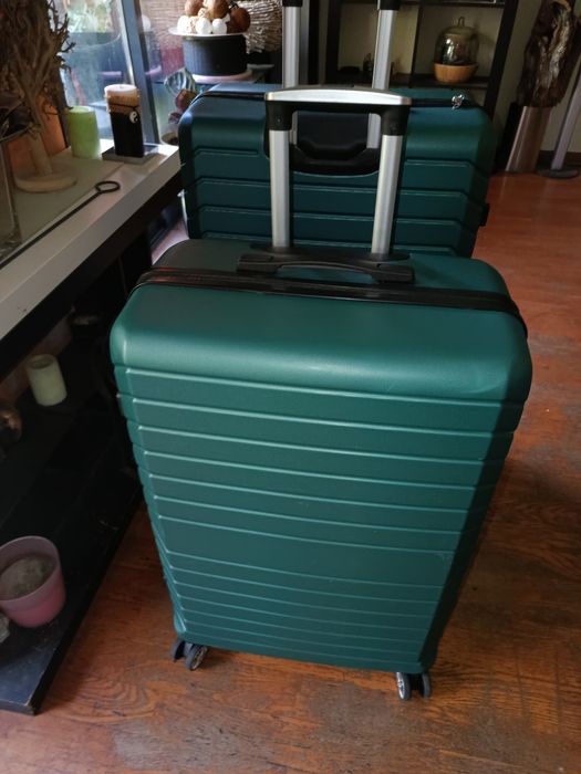 Malas de viagem em excelente estado
