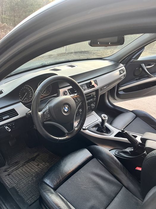 BMW E90 2.8 M54