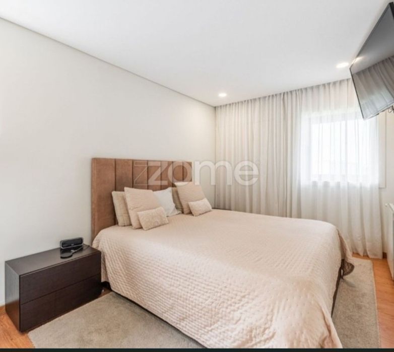Cama sommier estrado elevatorio
