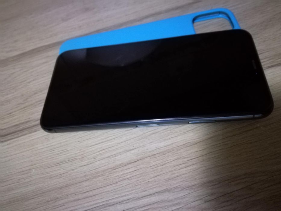 Iphne 11 pro max como novo .. 94% de bateria