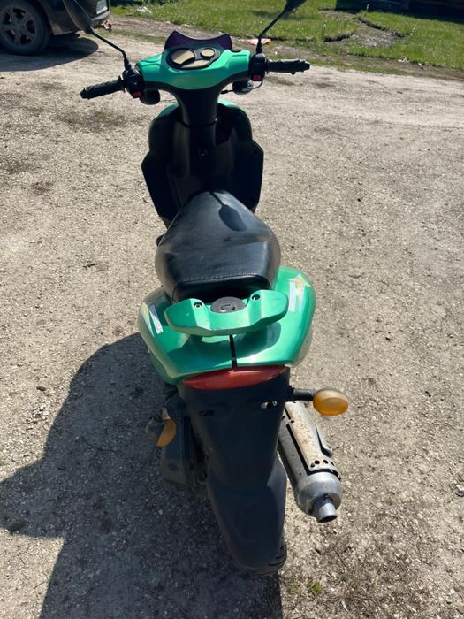 Скутер, мопед двомісний