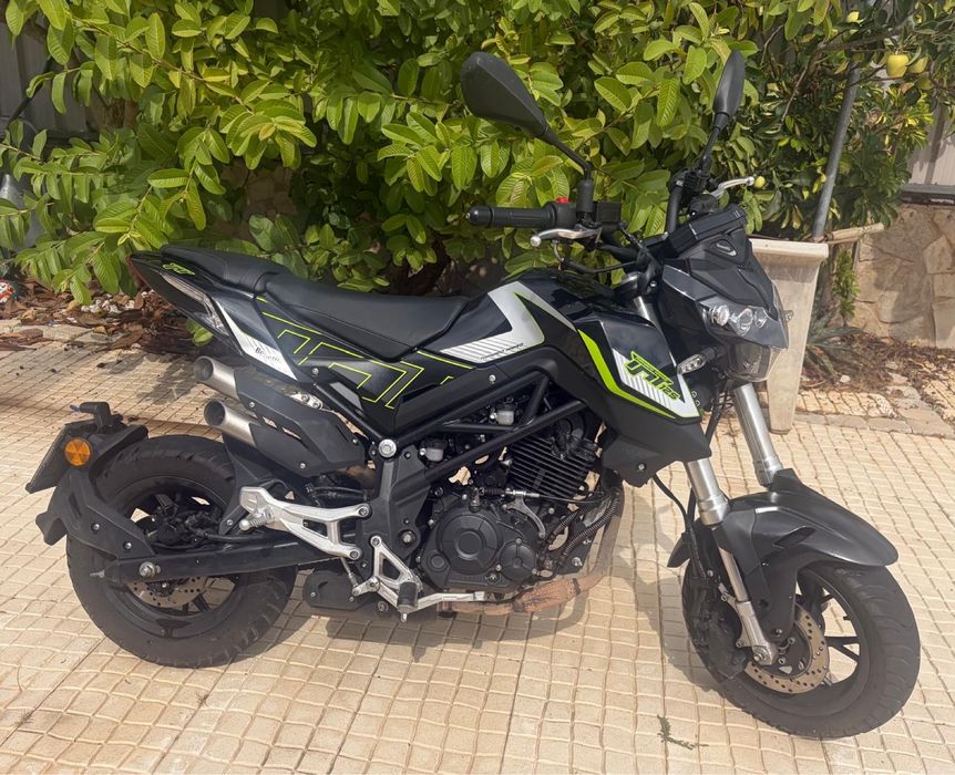 Mota Benelli TNT 125 — Excelente estado