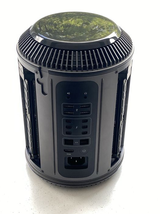 Mac Pro 6.1 Dual AMD D700, Intel Xeon 12 core 2,7 ГГц, ssd 1tb, RAM 64