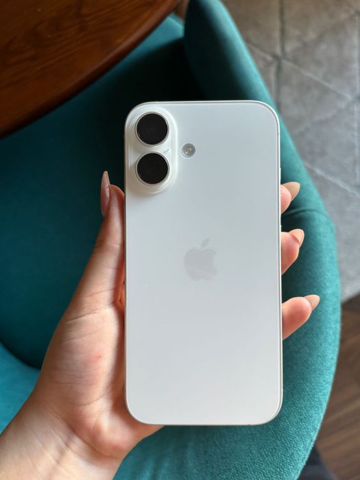 Iphone 16 branco 128gb