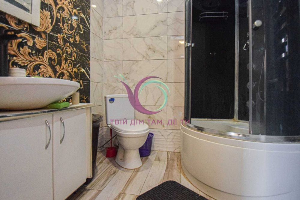 Частина затишного будинку з теплою підлогою за вул. Садова