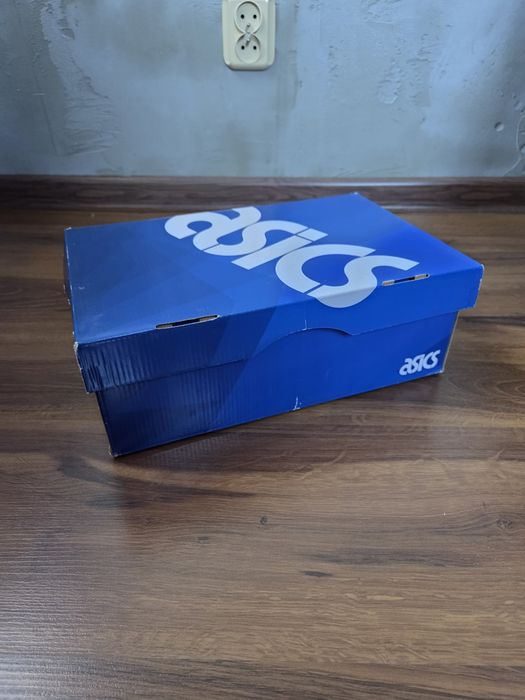 Pudełko na buty. Po butach Asics Gel Lyte III, rozm. 41, 8 1/2 us