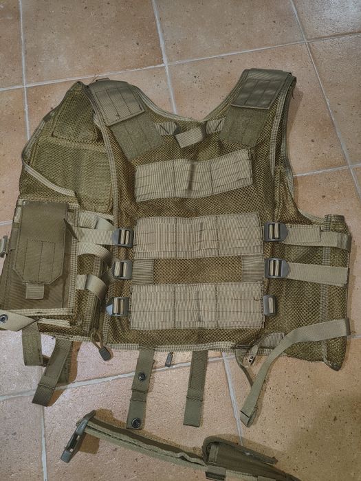 Colete airsoft 8 fields Tactical Vest Coyote