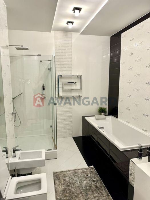 Простора елітна квартира 154 м² у парковій зоні Погулянки