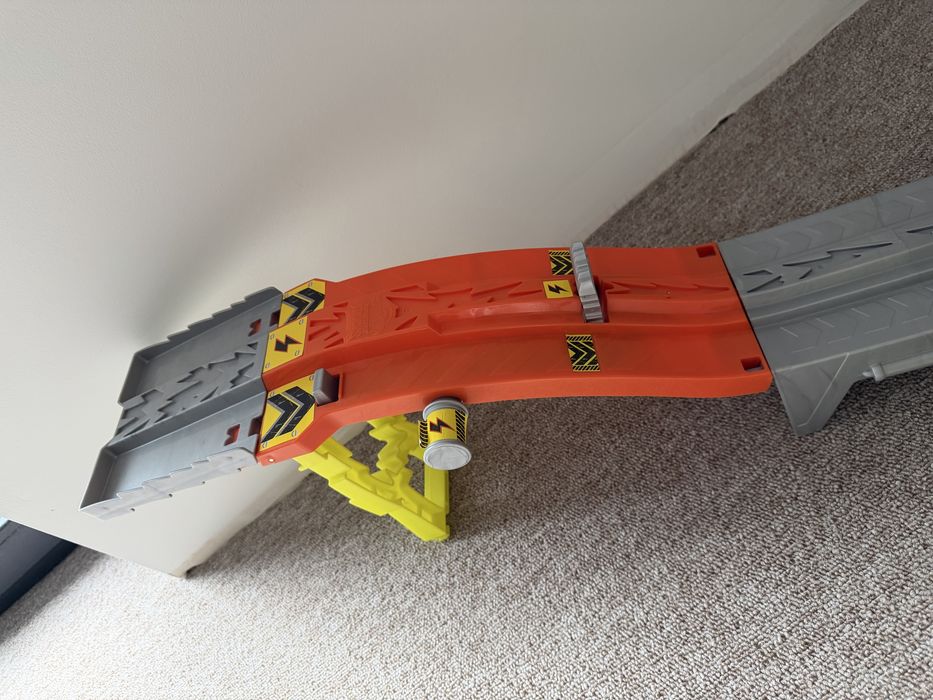 hot wheels power smashers ultrawyścig tor z autami