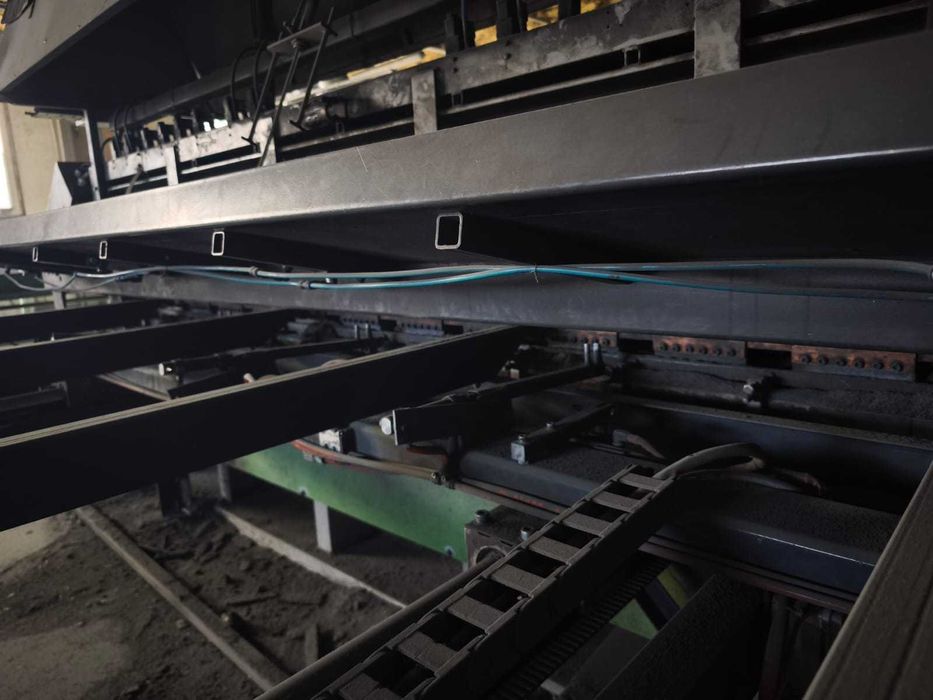 LINIA ZGRZEWARKA DO PRODUKCJI paneli ogrodzeniowych 3D + 3 prościarki