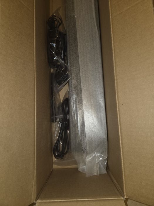 Soundbar Samsung HW-Q600B, como nova, para despachar.
