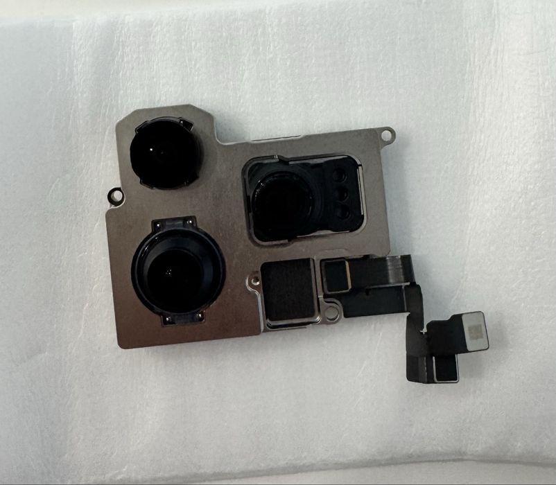 Основная Камера Iphone 16 Pro Max с нового телефона Apple айфон 16