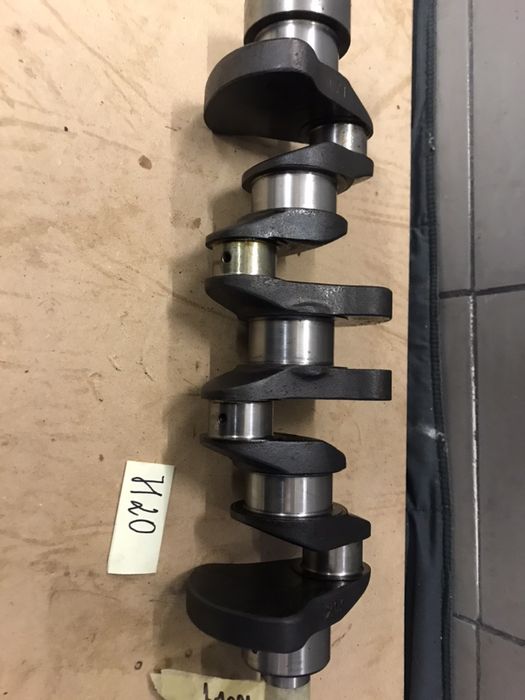 Wał korbowy do wózka widłowego Nissan H20