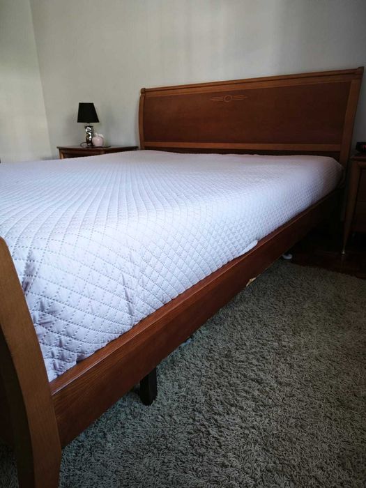 Quarto completo em bom estado