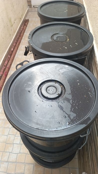 Asfalt  para reparação de estrada