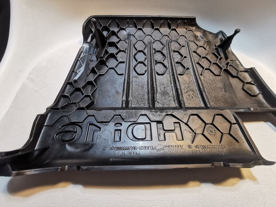 Pokrywa silnika peugeot, citroen 1.6hdi