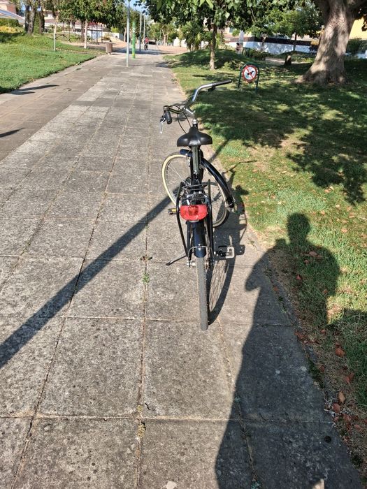 Bicicleta citadina BTwin Elops 1