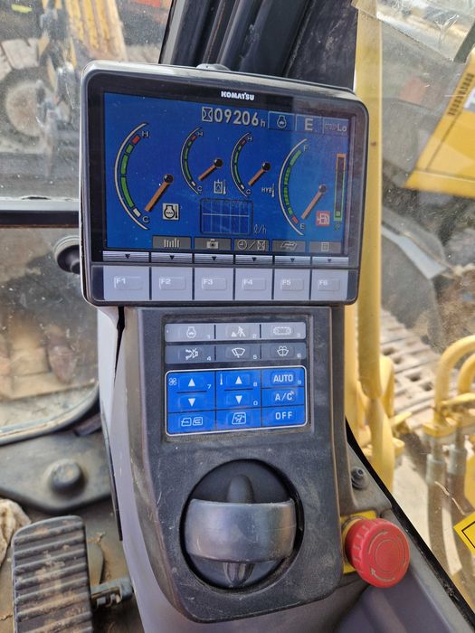 komatsu pc 240 lc-10 części gąsienica 600mm zwolnica koło napinające