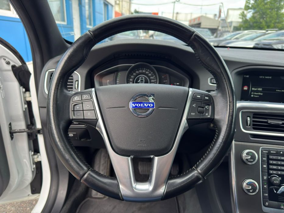 Volvo V60 Facelift D4 2.0 Diesel 181 к.с. Автомат Aisin