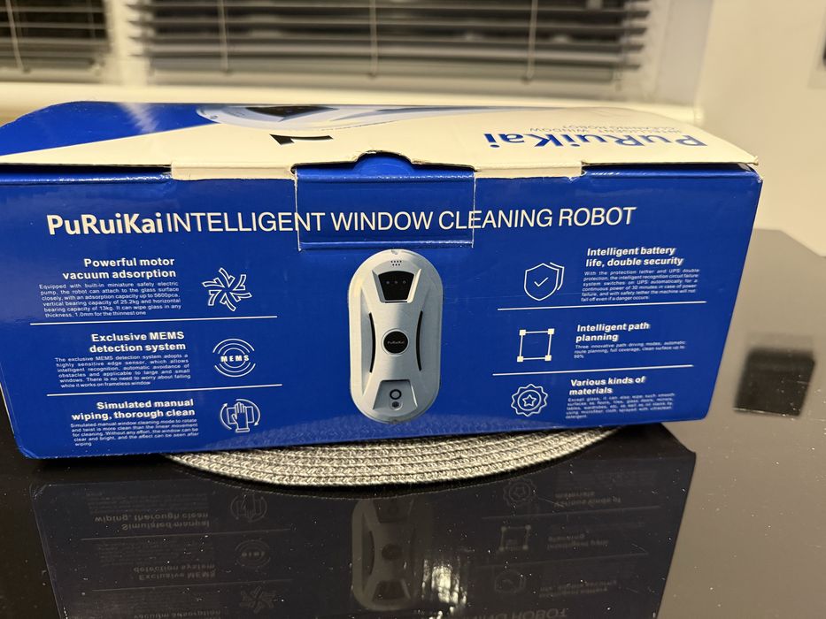 Робот для миття вікон