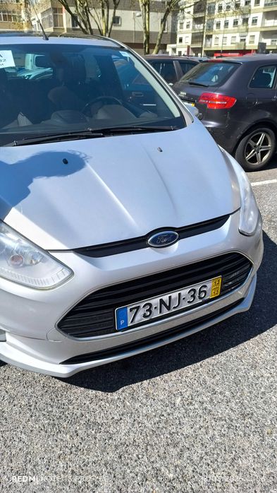 Ford B max novo poucos km