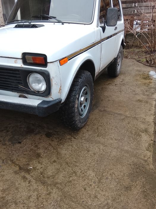 Продам Нива 21213