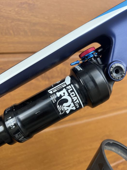 Canyon lux cf7 sl   L