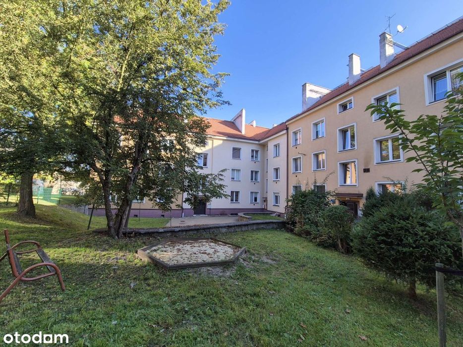 Atrakcyjna kawalerka 1 piętro Bocheńskiego