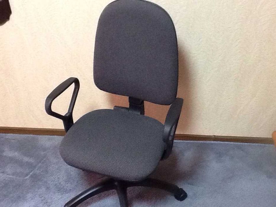 кресло офисное АМФ