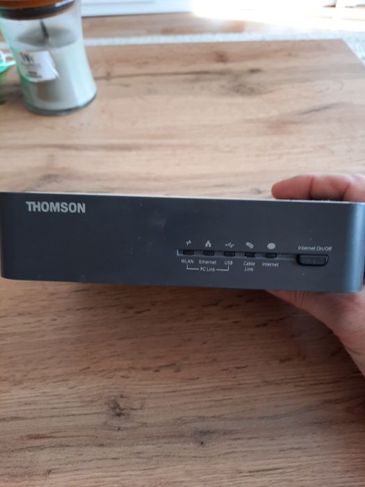 Продається модем TOMSON TCW710