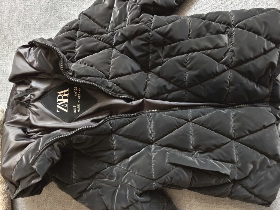 Zara куртка 9 років