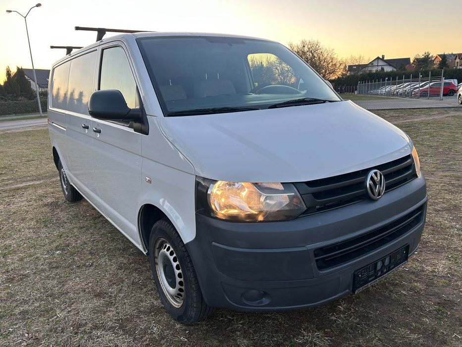 Volkswagen Transporter  2,0 tdi niski przebieg nowe opony