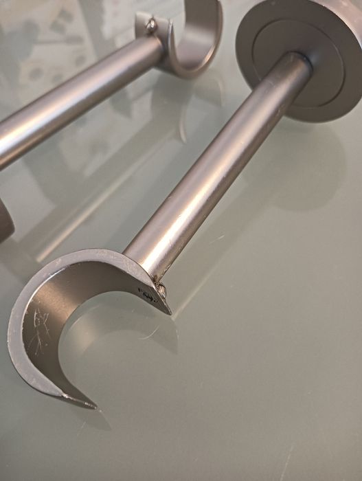 Suportes ponteira metálicos para varão cortinas  - Novos!*